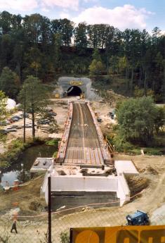 Výstavba železničních tunelů